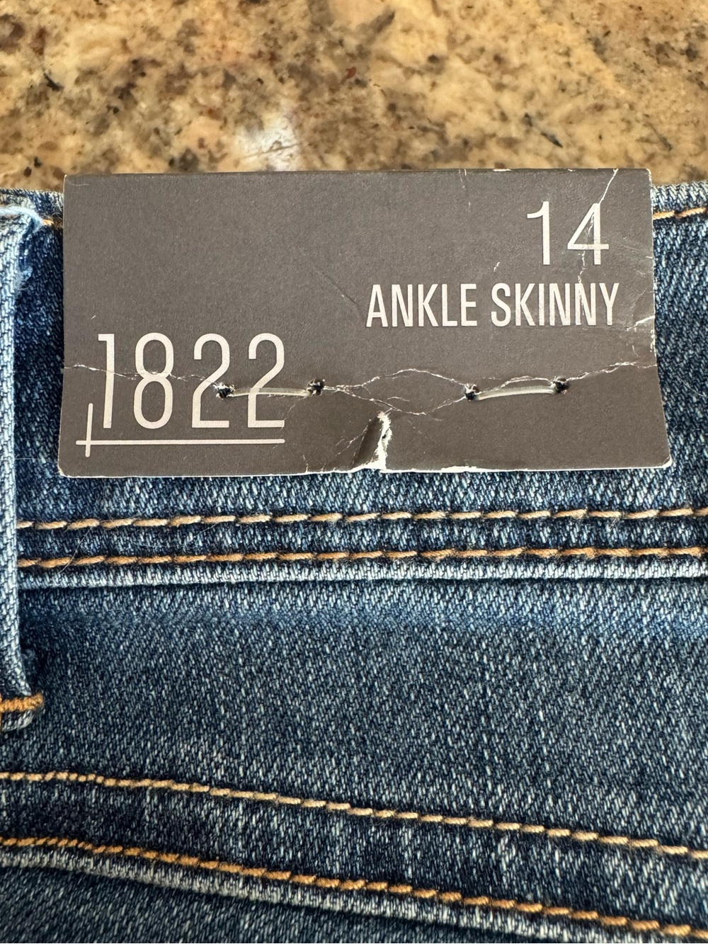 1822 Adrianna Mid-Rise Skinny Crop Jeans Size 14 Retro Mom Denim Medium Wash - Picture 13 of 14